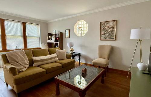 Charming Cozy 2 br 1 ba apt near Oak Park fast wifi near transportation - Foto 10