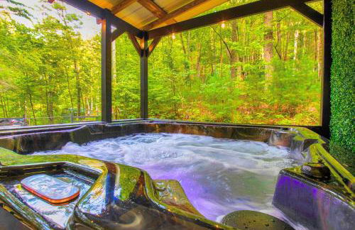 Meadow Retreat - Hot Tub, Fire Pit & Games - Photo 12