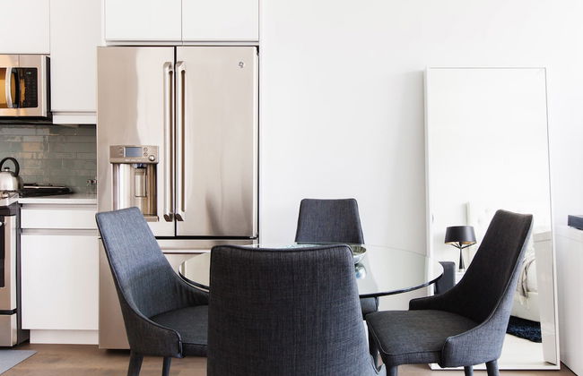 Dharma Home Suites Hoboken at Novia - Foto 25