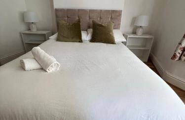 2025 Award Winner Liverpool Ivy House - 4 Bedrooms - Foto 41