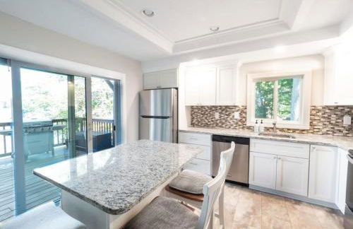 Berkshire Vacation Rentals: Leicester Lake Front Home Come Relax - Foto 7