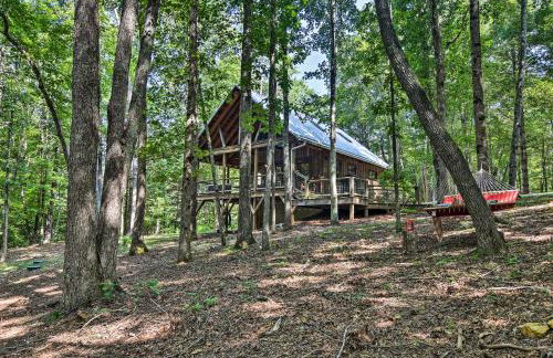 Romantic Asheville Area Cabin with Deck and Hot Tub! - Foto 36