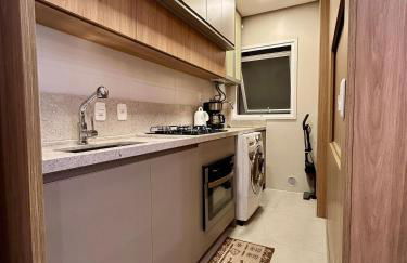 Lindíssimo apto ALTO padrão com piscina - Photo 18