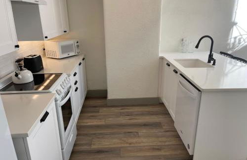 Main Street Farmhouse City Retreat by Hollyhock - Foto 6