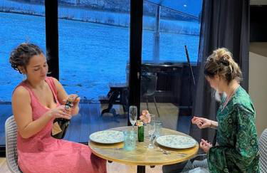 Quirky, Luxury Hideaway - Photo 14