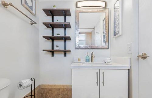 Waterfront Studio Condo in the Heart of Miami - Skyline & Bay Views - Foto 39