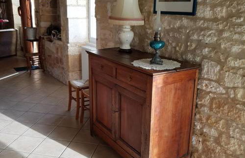 Maison de Charme avec Jardin à Jayac - FR-1-616-465 - Foto 10