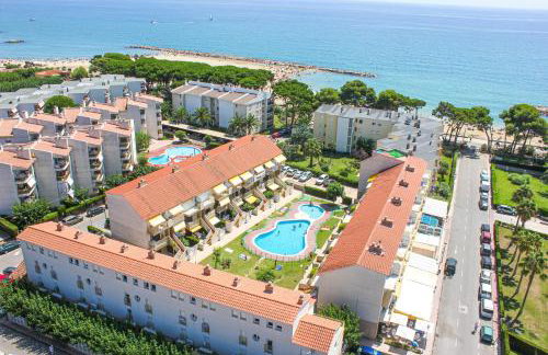 LITORAL COSTA DORADA - TRES CARABELAS Only families - Photo 3