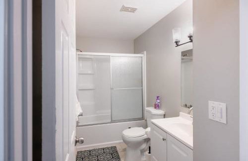 Charming 3-Bed Stay Airport 10 Min Pets OK - Foto 11