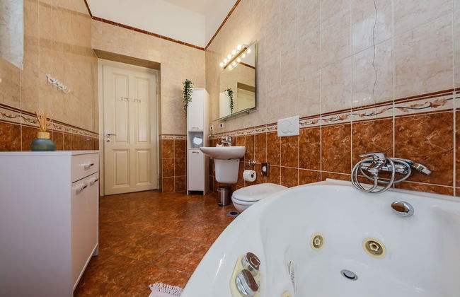 Best Luxury apt in Zagreb for 16 ppl - Foto 25