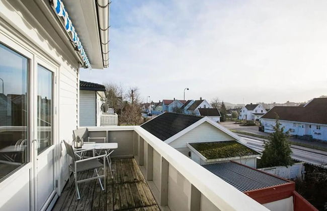 StayPlus Central Five Bedroom Home - Foto 9