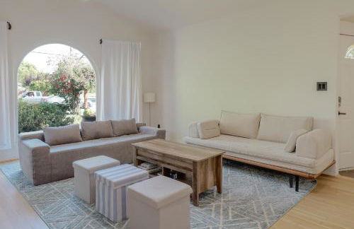 Minimalist Luxury Home With Botanic Garden - Foto 5