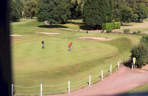 Pass the Keys Lovely 3 Bedroom property golf club and parking - Foto 37