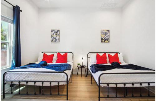 Sleek 4BR3BA Urban Living w Downtown Views - Foto 15