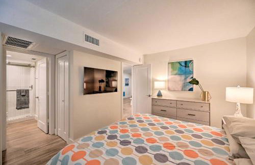 Luxe Naples Escape Walk to Beach and Downtown! - Photo 14