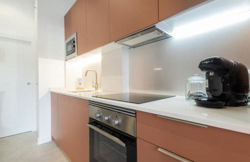 FLORIT FLATS - Stylish Valencia Ceramic Apartments with Free Bicycles by the Joaquin Sorolla Station - Photo 64