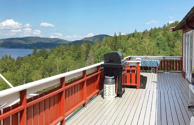 8 Person Holiday Home in Klokkarstua - Foto 10