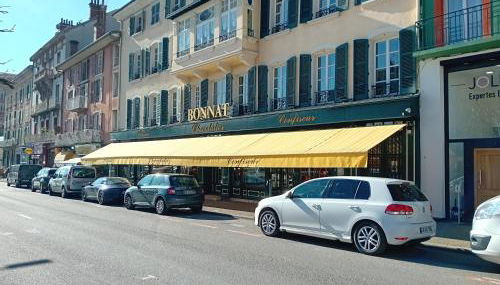Appart chartreux baignoire massante ,à 3 minutes du centre en bus! 2 étoiles Atout France - Foto 3