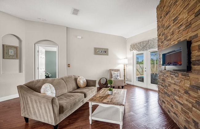 Upstay - Waterside Home With Pool and Hot Tub - Foto 9