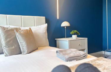 Modern Central Manchester Condo Next To AO Arena - Parking - Local Attractions - Foto 3