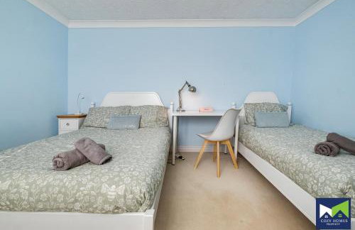 SPACIOUS, Quiet, 5 Bed 2 Bath House with Free Parking, near NEC, Airport & Solihull - Foto 26