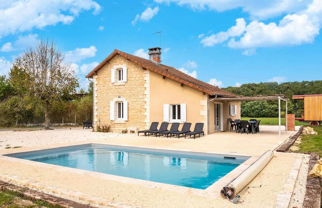 Charming House in Hautefort With Pool & Nature - Foto 1