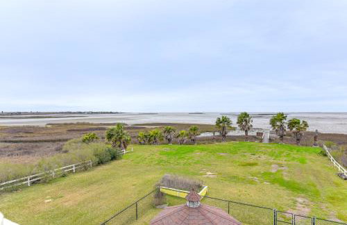 Walk to Beach! Bayfront Coastal Gem in Gilchrist - Foto 19