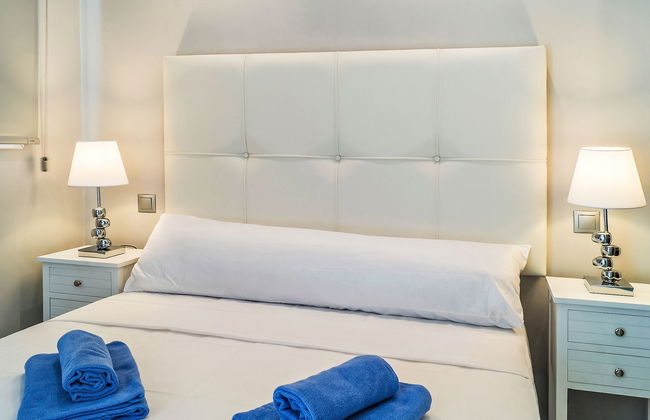 2 bedroom Apartment in Marbella with swimming pool and garden - Photo 8