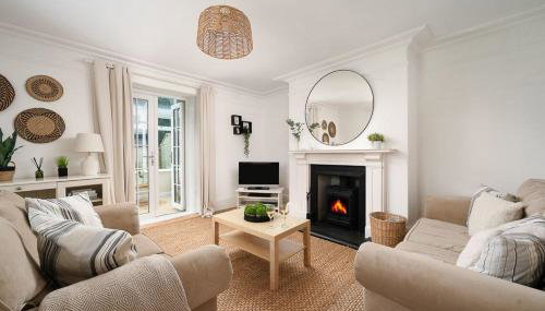 Falcon Terrace - Photo 5