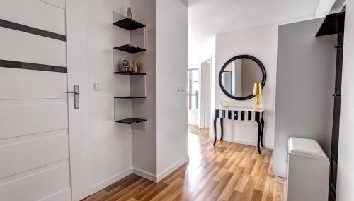 Urich Apartment - garaż gratis - Foto 3, wardrobe