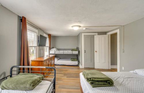 5 Mi to Lake Ontario Mexico Home with Seasonal Pool - Photo 21