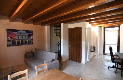 Chiari trilocale nel centro città - Foto 10