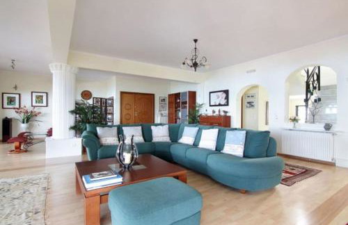 Luxury villa with stunning seaviews and pool - Foto 11