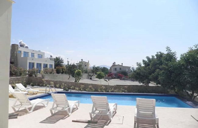 Sunny Villa, a Perfect Spacious Villa With Private Pool, Wifi & Ac in all Rooms - Foto 12
