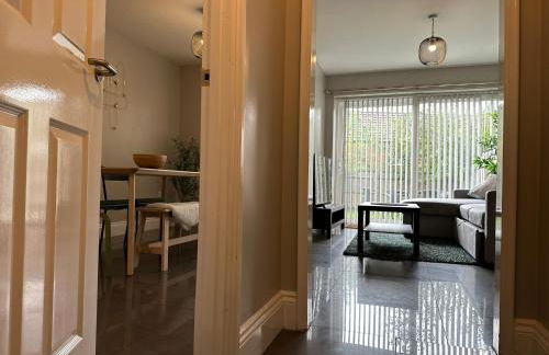 New Stylish House - Sleeps 7 - Free Parking - Contractors Welcome - Wifi - Foto 7