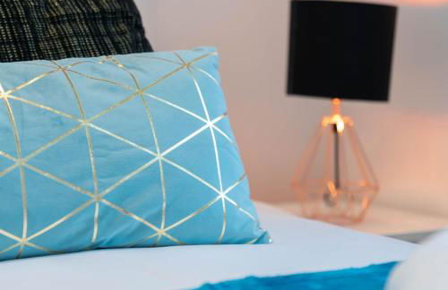 Four Bedroom House - Parking - Garden - Netflix 22C - Foto 54