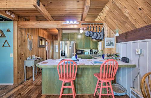 Unique Camano Cabin with Mountain and Water Views - Foto 9