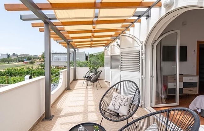 Remarkable 4-bed House in Kaštel Novi - Foto 33