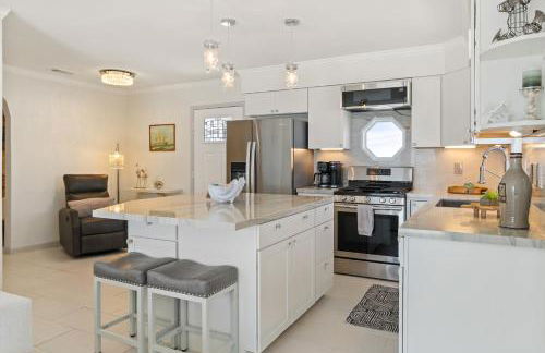 Luxury Oceanfront steps to Beach & Town, Best views! - Foto 14