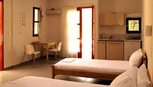 Kyfanta, studios & apartments in Kyparissi - Foto 2