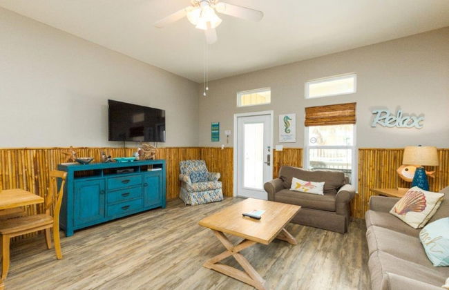 Let's Padre at Village by the Beach by Silver Sands Vacation Rentals - Foto 15