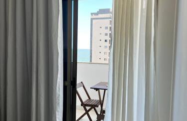 Flat frente à praia e encantador! - Foto 5