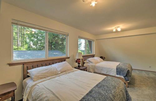 The Lillipad in Lilliwaup: Magnificent Waterfront! - Foto 19