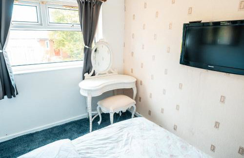 Family & Group Stay in Manchester - Free Parking - Foto 56