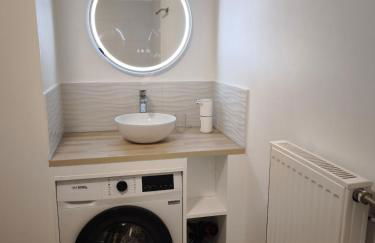 Charmant T2 proche Disney terrasse et parking souterrain - Foto 12