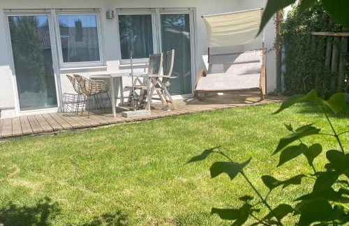 Gemütliche und voll ausgestatette 2 Zimmer Ferienwohnung am Wörthsee mit Terrasse, Grill, Schaukel, Doppelbett oder getrennte Betten fußläufig zu S-Bahn nach München und See, ideal zum Entspannen aber auch zum Arbeiten - Foto 16