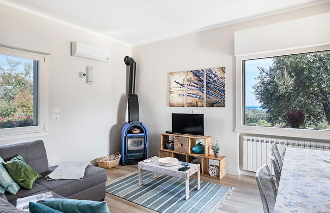 Villa Daniela con Piscina Vista Lago by Wonderful Italy - Photo 11