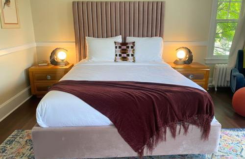 Near Downtown Midtown and Corktown - Photo 10