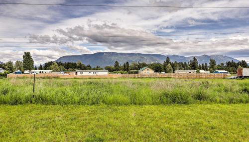 Columbia Falls Home about 22 Mi to Glacier Natl Park! - Foto 2