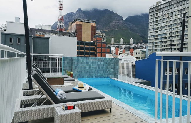 Urban Oasis ApartHotel - Photo 32